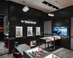 TAG Heuer открывает бутик в Галереях «Времена Года»