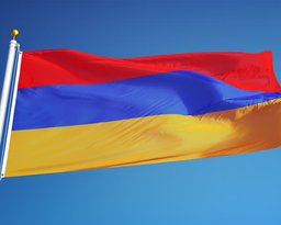 Празднование дня независимости Армении на бульваре Франкофонии в Масисе