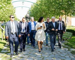PRESIDENT OF LUXEMBOURG'S CHAMBER OF DEPUTIES AND DELEGATION OF DEPUTIES VISIT FRANCOPHONIE BOULEVARD IN MASIS
